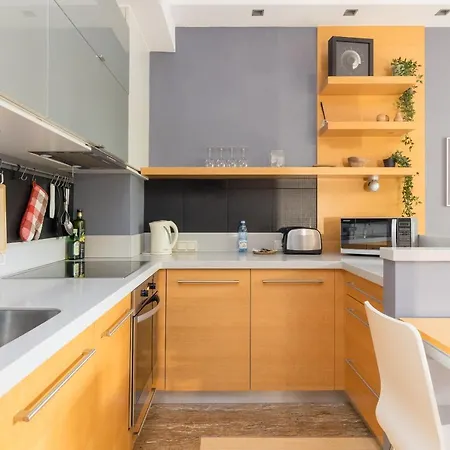 Metro Pole Mokotowskie Cosy By Bookinghost