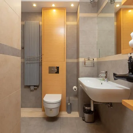 Metro Pole Mokotowskie Cosy By Bookinghost Warschau